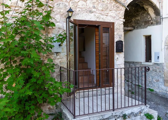 3 Bedroom Amazing Apartment In Caramanico Terme